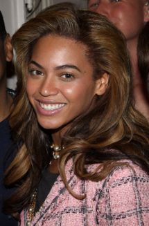 Beyoncé-Maquillage-Nude