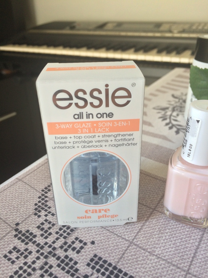 Essie-Base